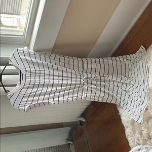 Banana Republic Women’s cinched dress